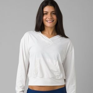 ✨HOST PICK✨ NWT Prana Eileen White Hoodie. UPF + 50. Size Medium